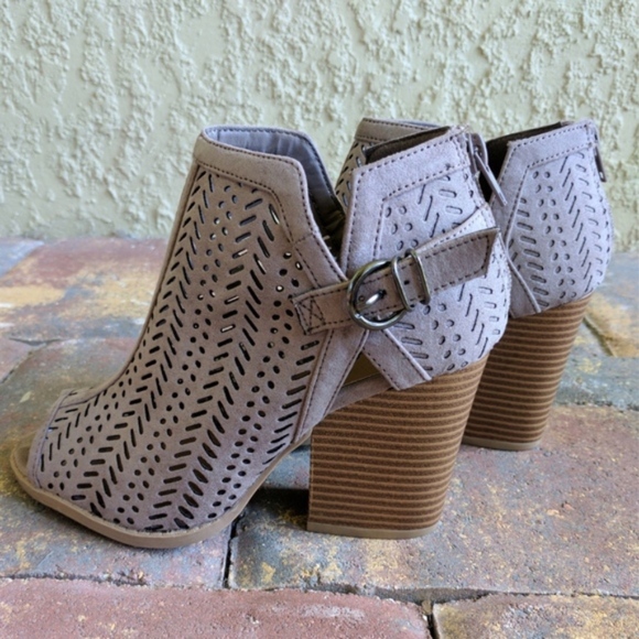 Taupe Laser Cutout Peep Toe Ankle Booties - Picture 6 of 6